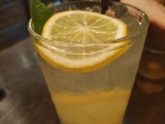 -星巴克臻选(郑州中原万达店)