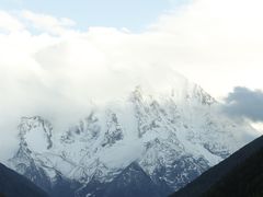 -亚拉雪山风景区