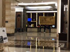 -宜昌均瑶国际酒店(宜昌CBD购物中心夷陵广场店)