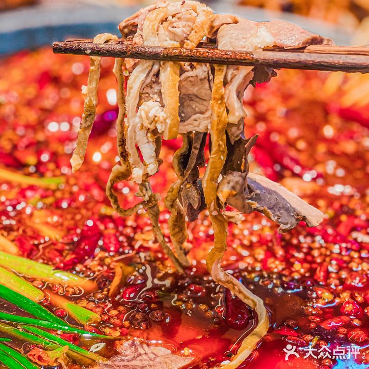 🍲说说昆明不需要营销的牛杂火锅店