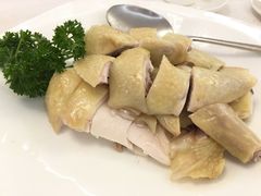 -广东大厦酒店(广州北京路步行街纪念堂地铁站店)