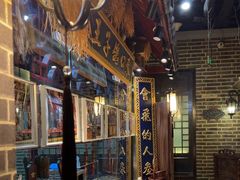 -东口码头·烧鸽子·鱼头泡饼·地方菜(金鹰悦城店)