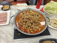 -彭记铁锅肥肠(东四总店)