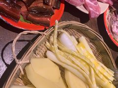 -四小区火锅·巷子里的重庆火锅(花照壁店)