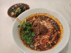 -李与白包子铺(桐梓林店)