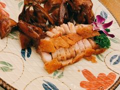 -东豪园林海鲜酒家(南港路辅路店)