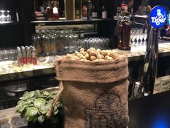 -Long Bar(莱佛士酒店)