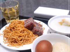 -白云机场易登机休息室