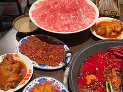 -萍姐火锅·公路夜市(武汉首店)