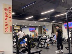 -超鹿运动(达信大厦店)