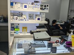 -浮光眼镜·蔡司视觉合作·数字验配中心(陆家嘴店)
