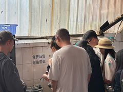 -正宗杨记普洱酸醋米线(总店)