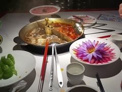 -小龙翻大江文化火锅(宽窄店)