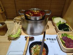 -独食火锅·半米屋台(直营总店)