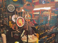 -席娜卡琳火车铁道夜市