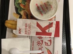 -肯德基(东安路站店)