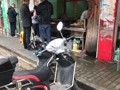 门面-牛煎里牛肉煎包淮南牛肉汤(广东路店)