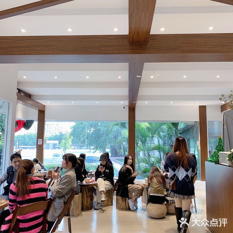 广州探店 ｜Un:no coffee·韩风咖啡馆 ｜圣诞必去