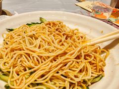 -肥肥虾庄·金牌油焖大虾(杨园滨江时代walk店)