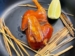香茅烟熏玻璃乳鸽-韩上楼
