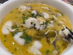 金汤酸菜鱼-聚丰园•湖鲜餐厅(阿红私房菜梅石路店)