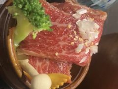 -山川小町·极番烧肉(新地假日广场店)