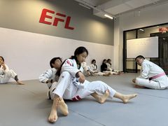 -EFL巴西柔术·综合格斗·泰拳·少儿体能训练(虹桥德必馆)