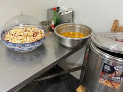 -夜夜香特色板筋盖饭