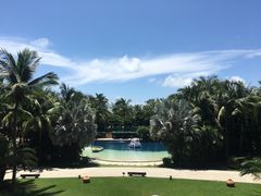 -三亚湾海居铂尔曼度假酒店