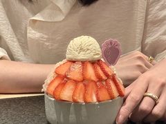 -三出山火锅(南京万象天地店)