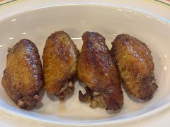 -玛格萝妮比萨屋(陆家浜路店)