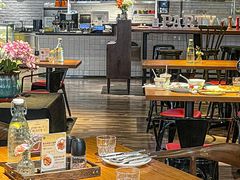 -JINNS锦时 steak&pizza(浸信会礼拜堂旧址店)