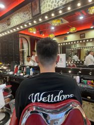 -东方先生国潮男士理发馆