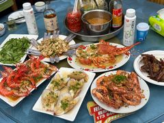 -三亚火车头万人海鲜广场