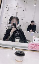 -镁连社·美联社
