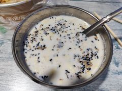 -白翔甜食店