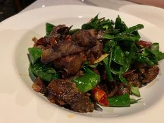 柠檬叶牛干巴-半山腰·云南菜(侨福芳草地店)