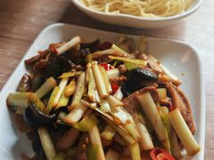 特色腰肝肚-三和面馆(建外SOHO店)