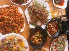-二孃鸡爪爪(东郊记忆店)