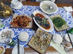 -范饭椰林川湘味海鲜·椰子鸡(三亚湾椰梦长廊店)