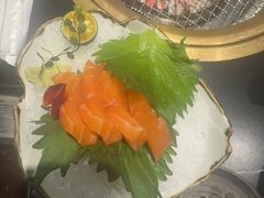 -山川小町·极番烧肉(新地假日广场店)