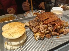 招牌香酥羔羊腿餐-羊门客在·烤盐池滩羊·川菜