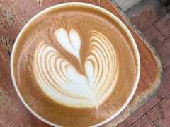 澳白FW-Line来恩咖啡(石厦花园店)