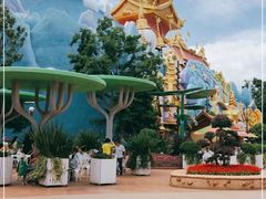 -七彩云南欢乐世界