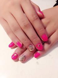 iphone_upload_pic-洋娃娃美甲美睫半永久工作室