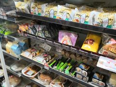 -全家便利店(上海南站站店)