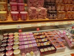 零售区-好利来(桂林路店)