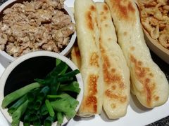 虾酱卷子-渔民船说·北塘海鲜·天津菜·海肠捞饭(北塘古镇店)