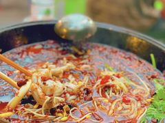 -鸿顺老铁锅美蛙鱼府(解放碑店)