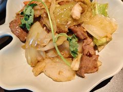 酸甜味菜炒牛柳-大头虾越式风味餐厅(光明广场店)